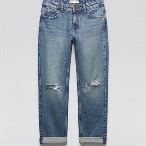 Zara Relaxed Fit Ripped Jeans - New! sz 8